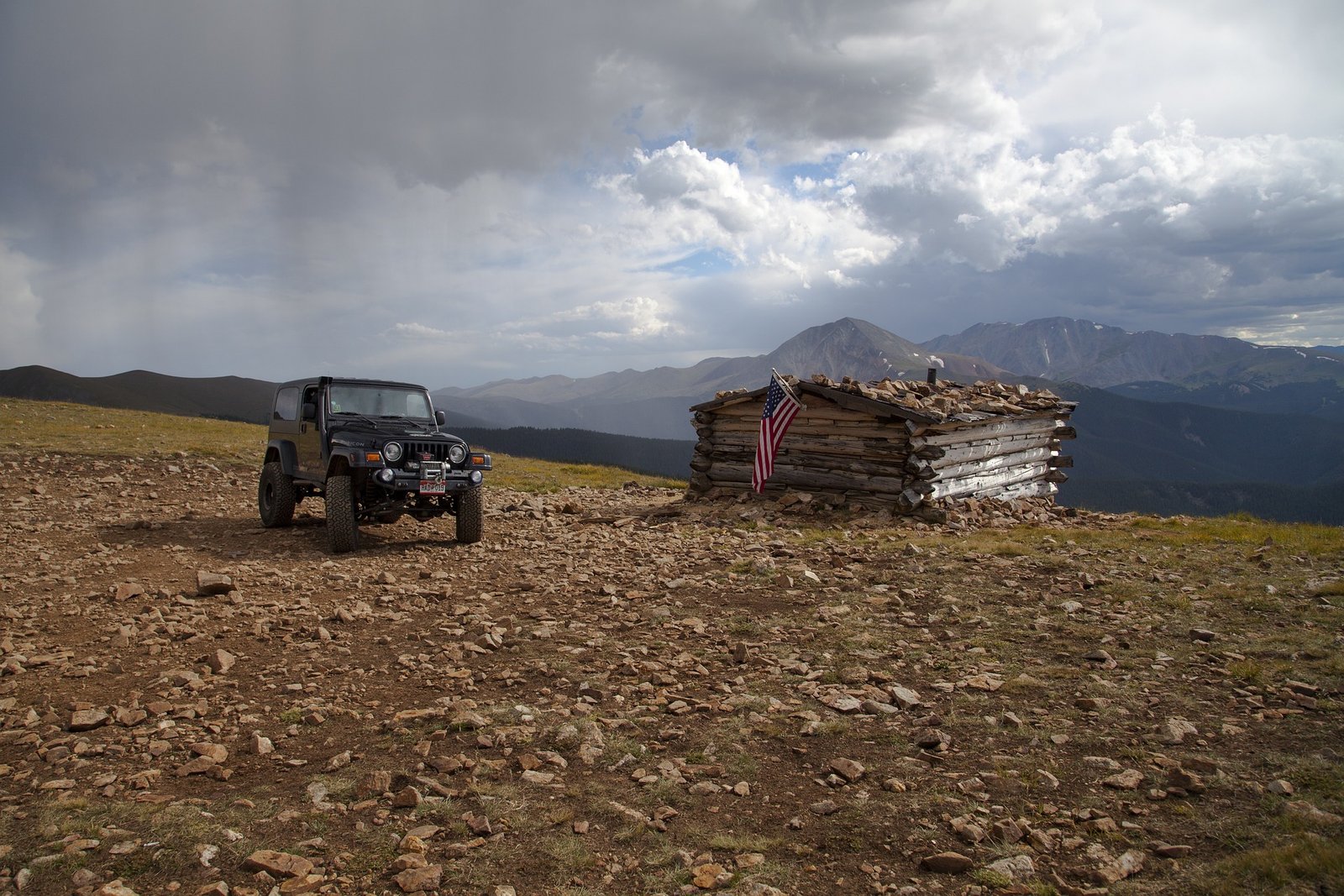 Choosing the Perfect Bugout Vehicle